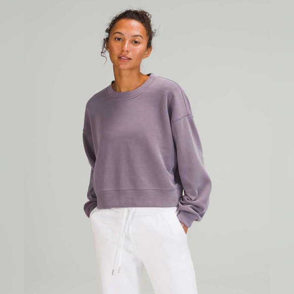 lululemon athletica Tops - EUC Lululemon Softstreme Perfectly Oversized Cropped Crew